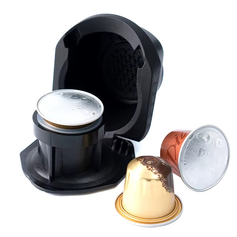 Wiederverwendbarer Adapter für Dolce Gusto Maschinen zur Nutzung von Nespresso Kapseln in Schwarz - Bild 2