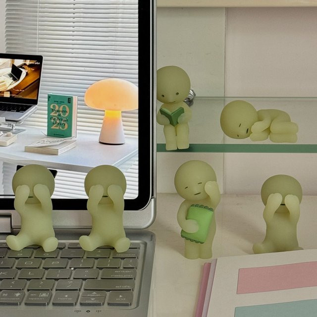 Bandai Schlafzimmer-Serie Blindbox Actionfiguren, Grün, Nachtleuchtend - Bild 1