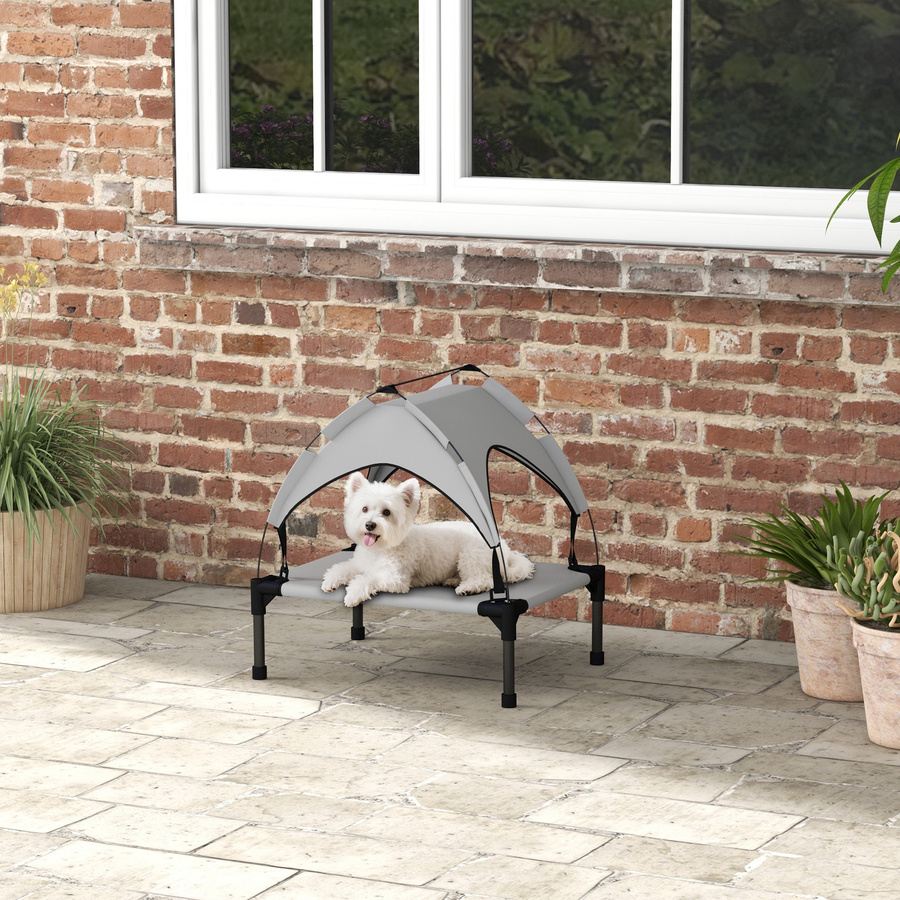 PawHut Erhöhtes Hundebett mit Baldachin und Dach in Hellgrau, atmungsaktive Outdoor Hundeliege für kleine Hunde, B/T/H: 61 x 46 x 63 cm - Bild 2