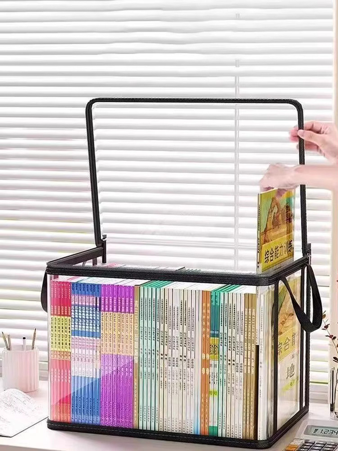Transparente PVC-Aufbewahrungstasche mit Klappdeckel und Sichtfenster als rechteckiger Organizer für Spielzeug, Bastelartikel und Schulbedarf, B/T/H: 32,0 x 25,0 x 2,0 cm - Bild 7