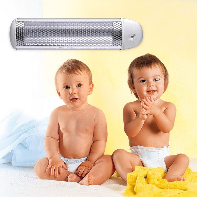 REER Wickeltisch-Heizstrahler mit Abschaltautomatik in Weiß und Silber, 300 W oder 600 W - Bild 1