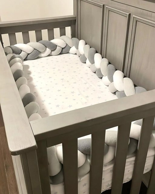 Babybett Stoßstangen Schutzpolster aus Textil in Grau für Neugeborene und Kleinkinder - Bild 1