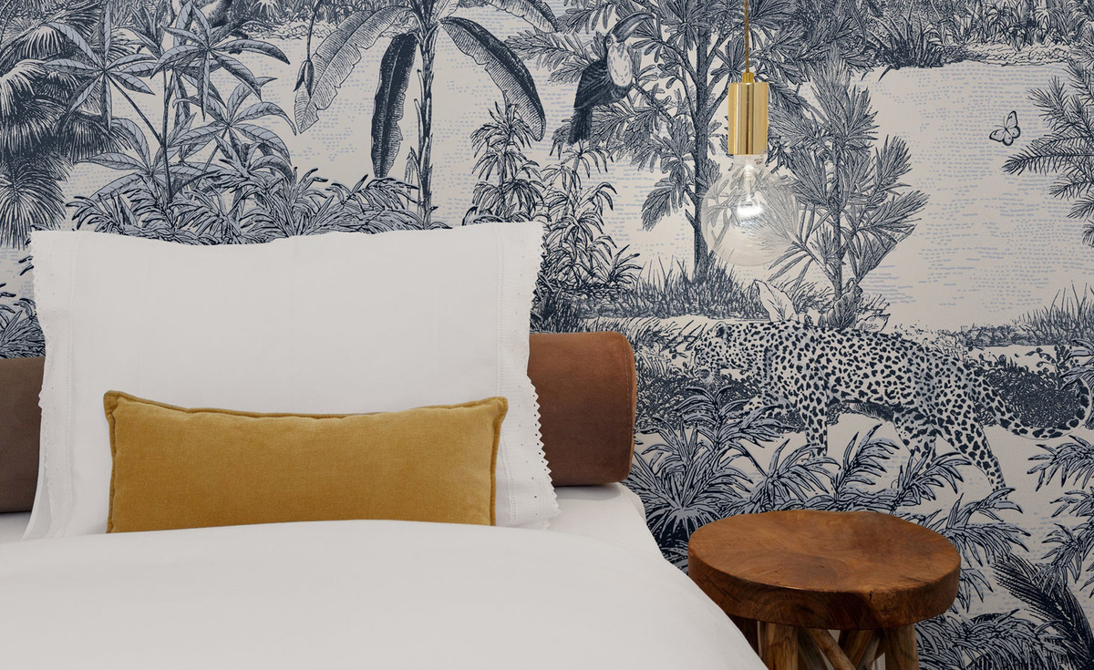 Isidore Leroy Wandbild Amazon Panthere Bleu in Blau mit Naturmotiv aus Vlies, Breite: 150 cm - Bild 1