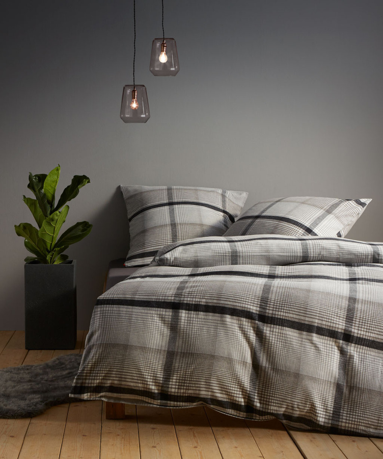 Fleuresse Lech Edelflanell Bettwäsche Karo Grau Platin Silber B/H: 200 x 220 cm mit Kissen 80 x 80 cm - Bild 1