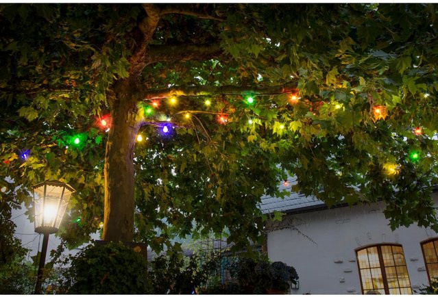 Konstsmide LED-Biergartenkette für außen in Schwarz mit 20 bunten Leuchtmitteln und IP44 Schutz - Bild 1