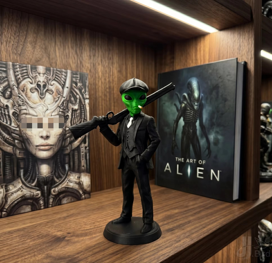 J BIRD Alien im britischen Anzug Ornament, Sci-Fi Sammlerfigur in Multicolour als kreative Schreibtisch-Dekoration - Bild 2