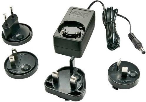 Lindy 73813 AC/DC-Einbaunetzteil 5 V 3 A in Schwarz mit Barrel-Stecker - Bild 1