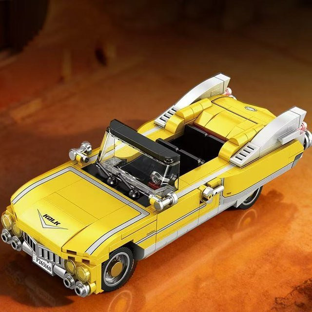 Gelber Vintage Cabrio-Bausatz, Retro-Fahrzeugmodell, ab 14 Jahren - Bild 1