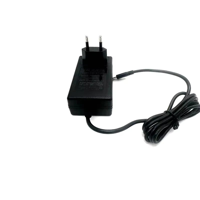 Universal Netzteil Ladegerät Adapter mit USB-C und DC 5,5mm x 2,1mm / 5,5mm x 2,5mm für AOC Monitore und LCD, 12V 3A, Schwarz - Bild 4