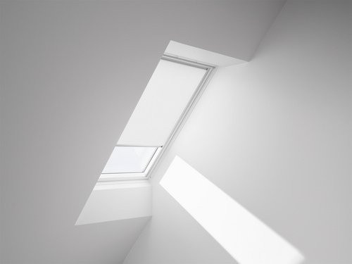 Velux Raffrollo RHL SK00 1028 Sichtschutz in Weiß aus Polyester mit Haltekrallen - Bild 1