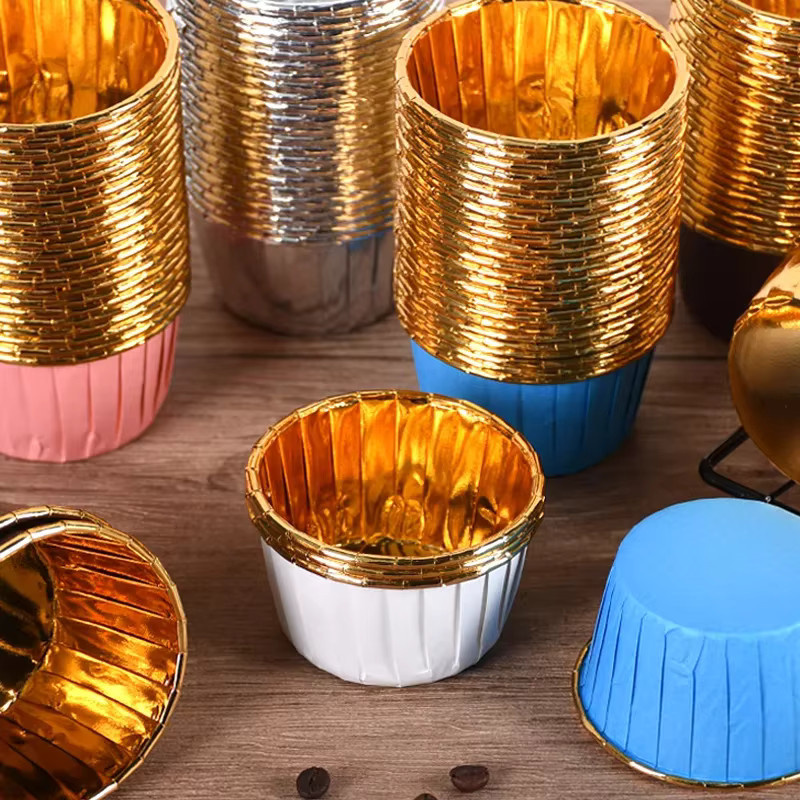 50 Stück Goldene Muffin Cupcake Papierförmchen Öldicht aus Papier für Backen und Partys - Bild 2