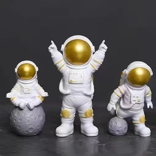 Yiran toy Astronauten 3-teiliges Set pädagogisches Spielzeug ab 6–12 Jahren - Bild 1