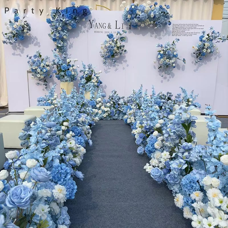 Künstliche Blumen-Girlande in Blau und Weiß für Hochzeiten und Events als hängendes Dekorations-Element - Bild 2