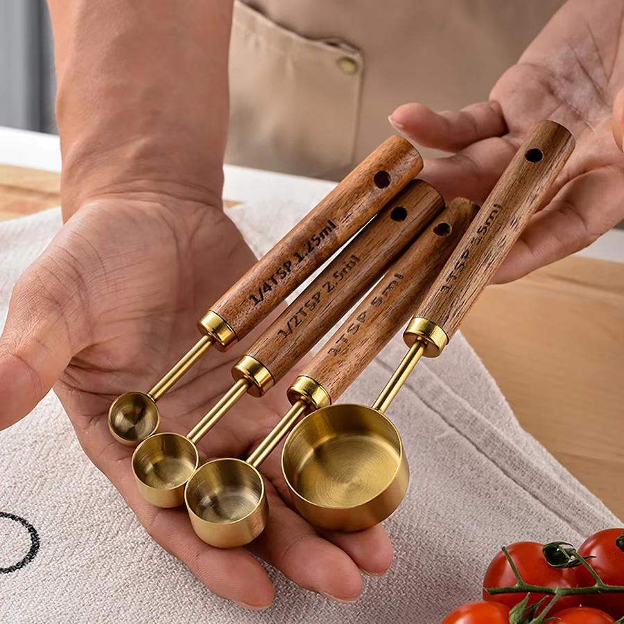 JAOER Messlöffel Set aus Edelstahl mit Holzgriff und Skala in Gold, 4 oder 8 Stück - Bild 3