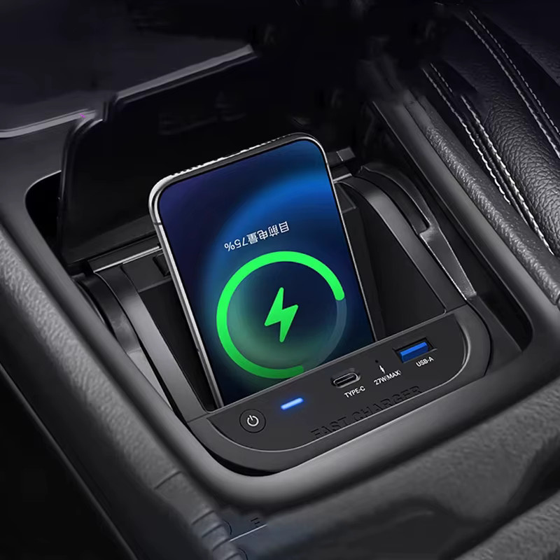 Carinway Kabelloses 15W Schnelllade-Auto-Ladegerät in Schwarz für Mercedes Benz A-Klasse W176, GLC X156 und CLA C177 (2014-2018) - Bild 2