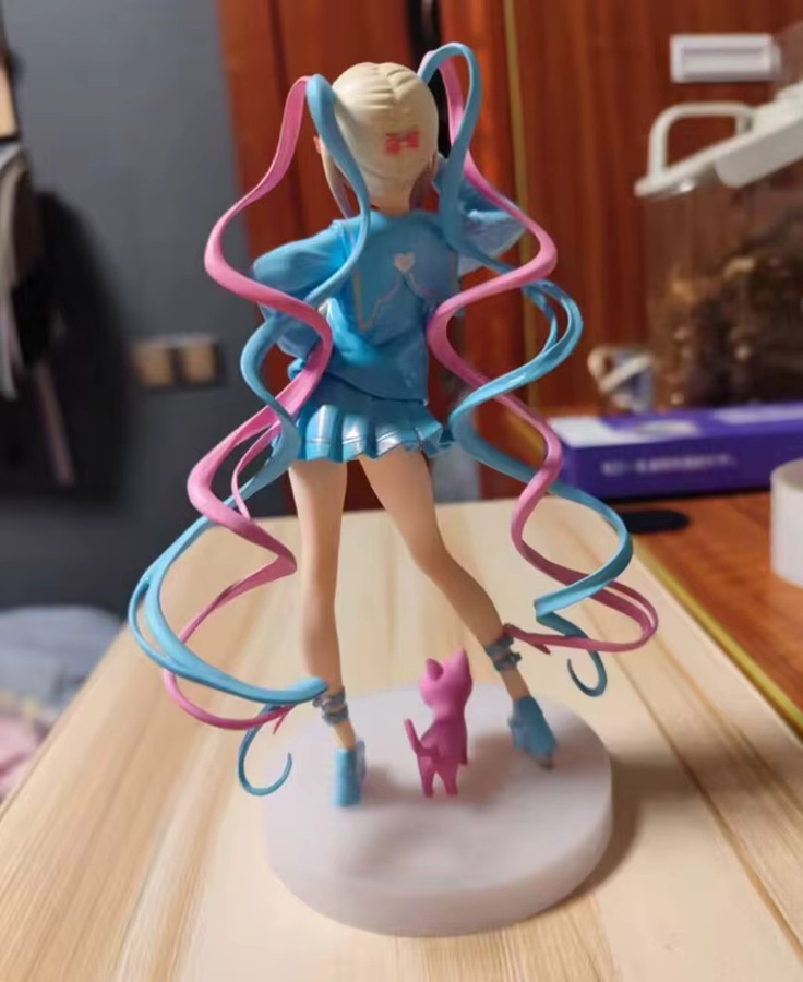 Engel Rain Actionfigur aus PVC für Sammler - Bild 2