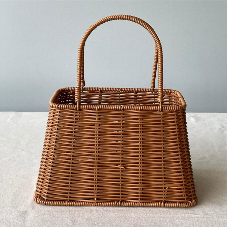 KONNWEI Picknickkorb aus Kunststoff in rustikaler Rattan-Optik mit Griff und trapezförmigem Design - Bild 3
