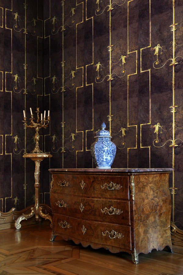 MINDTHEGAP Tapete The Swan WP20200 in Braun und Gold mit Tiermotiv im Art-Deco-Stil - Bild 1
