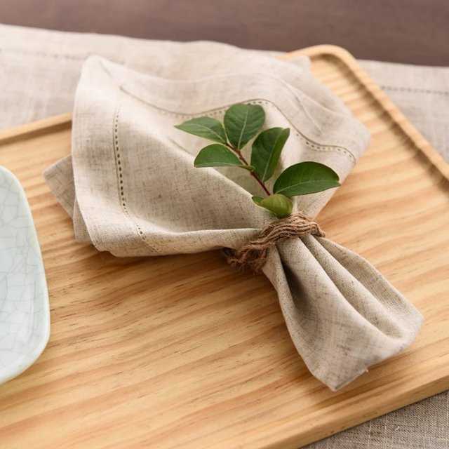 Inyahome Leinen-Servietten aus Flachs in Beige, Hemstitched Stoffservietten für Weihnachten und Abendessen, Waschbar - Bild 1