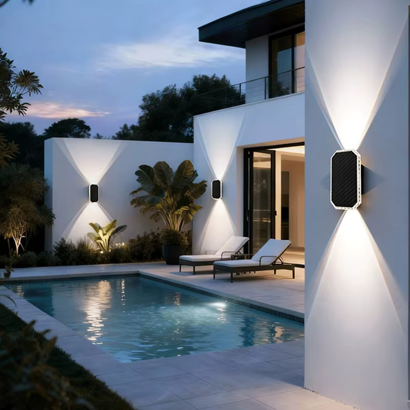 LINYILIGHT RGB Solar-Zaunleuchten in Schwarz, bunte Auf- und Abwärts-Wandleuchten für Terrasse, Hof und Garage - Bild 6