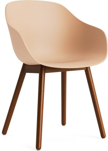 HAY About A Chair AAC 212 mit Armlehnen in Orange und Holzgestell im organischen Design - Bild 1