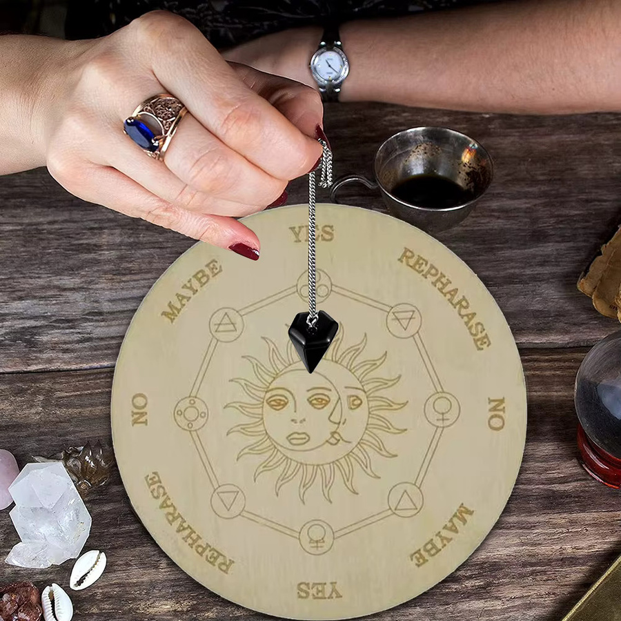 APWIKOGER Rundes Holz-Altarbrett für Astrologie und Kristallheilung mit Schnitzereien - Bild 2