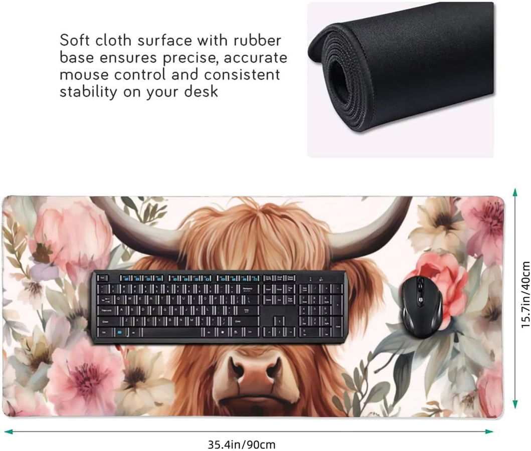 Großes Mauspad mit Highland Cow und rosa Blumenmuster in Pink/Multicolor als erweiterte Tastaturmatte für Gaming und Büro - Bild 2