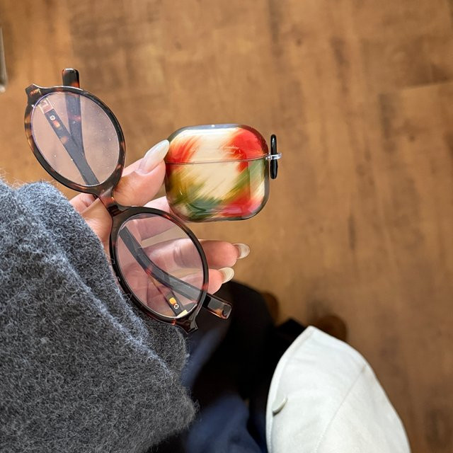 Stoßfeste Schutzhülle für Apple AirPods 1, 2, 3, 4 und Pro 2 mit Graffiti-Retro-Ölgemälde-Design in Pink und Multicolour inklusive Haken - Bild 1