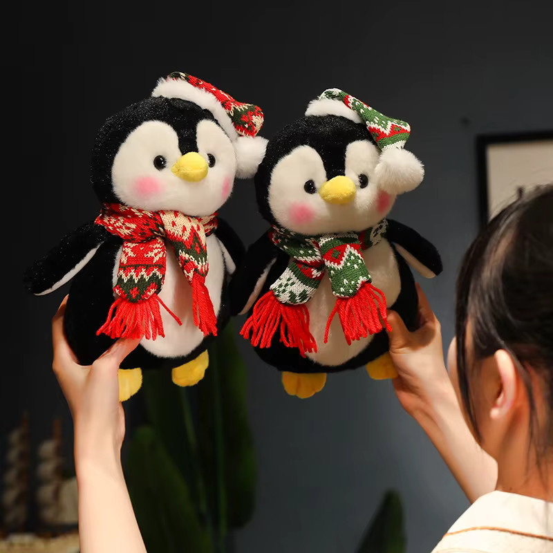 Pinguin mit Weihnachtsmütze, Plüschtier, Bunt / Mehrfarbig, Grün - Bild 2