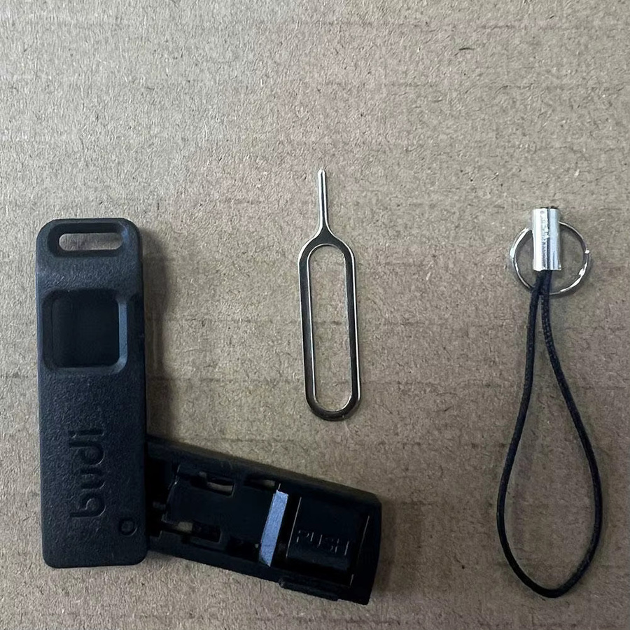 Multi-Funktions SIM- und TF-Karten Aufbewahrungsbox mit SIM-Karten-Auswerfer und Lanyard in Schwarz - Bild 3