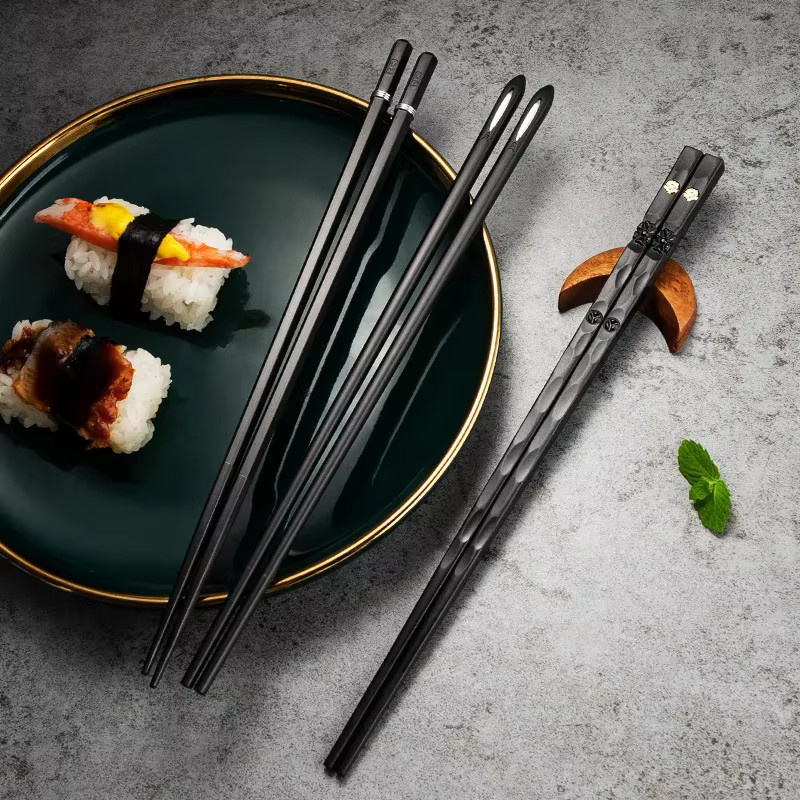 JANKNG Essstäbchen Set aus 5 Paaren in Schwarz mit rutschfestem Griff und mattem Finish für Sushi und Restaurantbesuche - Bild 2