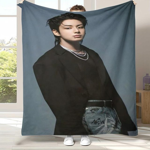YglThree Jeon Jung Kook Kpop BTS Flanelldecke, ultraweiche Plüschdecke in Blau, B/B/H: 150 x 200 cm - Bild 1