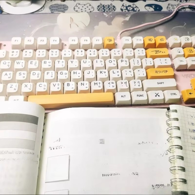 MiFuny Biene Milch Tastenkappen Set aus PBT im XDA Profil mit Sublimation in Weiß für DIY-Tastaturen mit verschiedenen Sprachlayouts - Bild 1