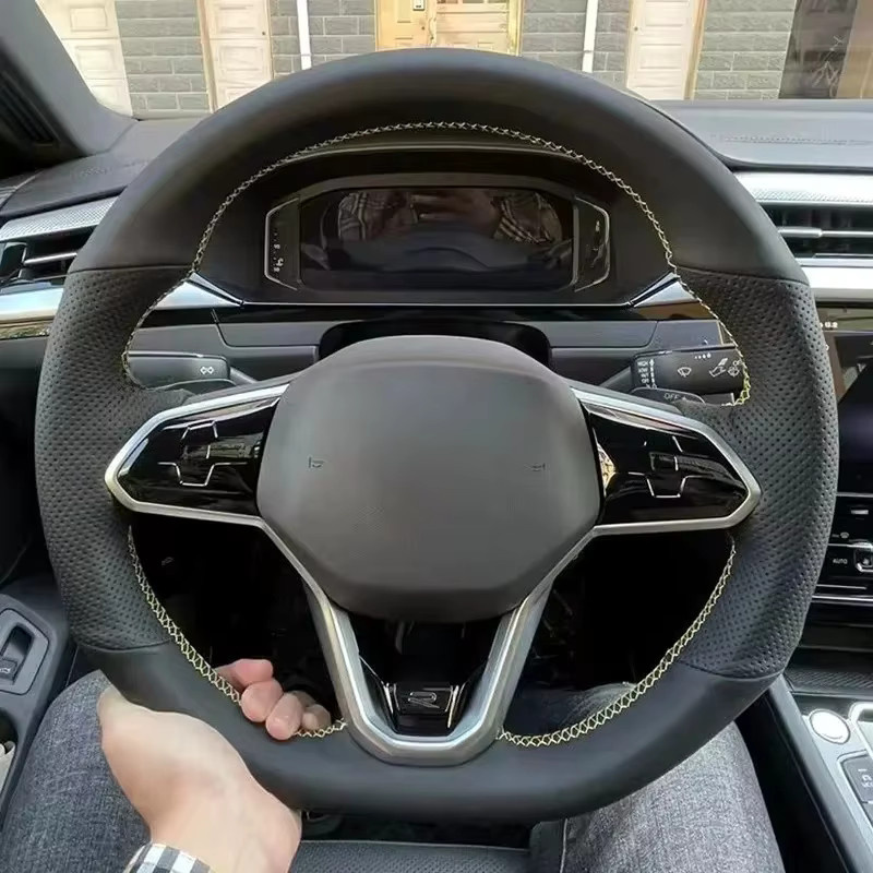 WUNHKF Auto-Lenkradbezug aus handgenähtem Mikrofaser-Leder für Volkswagen VW Atlas Golf 8 Mk8 Jetta Passat B9 Tiguan Sharan, Schwarz - Bild 3