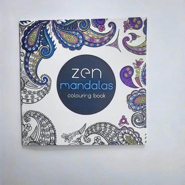 Mandala- und Blumen-Malbuch mit 24 Seiten für Erwachsene und Kinder zur Entspannung und kreativen Gestaltung - Bild 1