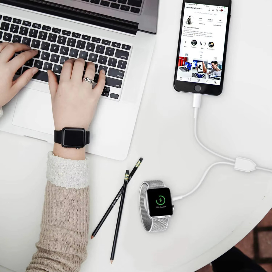 Hiyii 3-in-1 USB-C Schnellladestation für Apple Watch und iPhone, Weiß, Silikon - Bild 4
