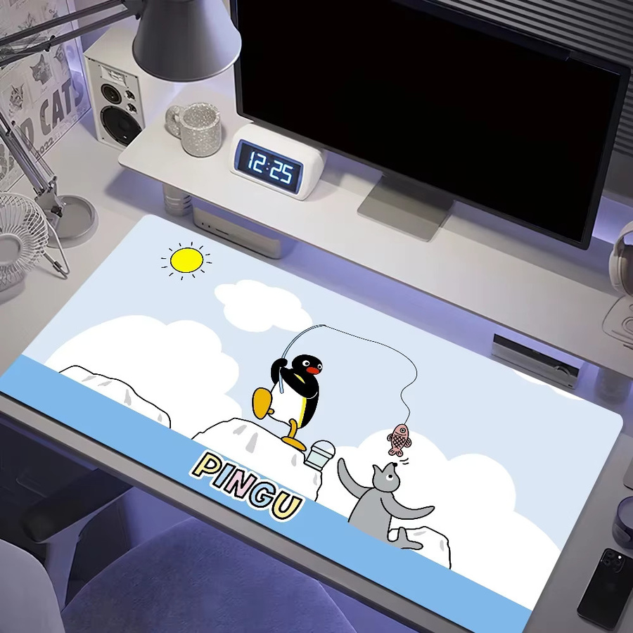 Großes Gaming Mauspad mit niedlichem Cartoon Pinguin Design, mehrfarbig, mit genähten Kanten und rutschfester Basis für deinen Schreibtisch - Bild 4