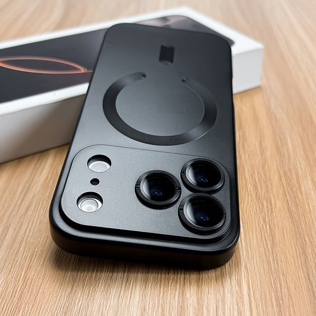 Magnetische Soft-TPU-Hülle für iPhone 17 Air 16 Pro Max 15 14 13 12 11 mit Linsenschutz und kabellosem Laden in Schwarz oder Blau - Bild 1