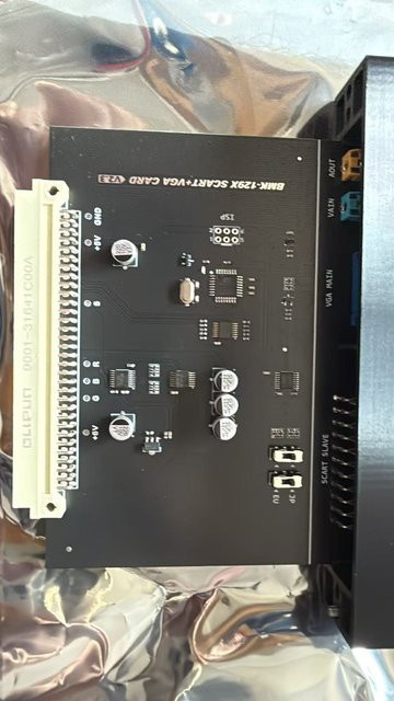 BKM-129X V2.3 Eingangskarte für PVM/BVM Spielmodifikation mit Euro/JP/BNC SCART/RCA und VGA Eingang in Schwarz - Bild 1