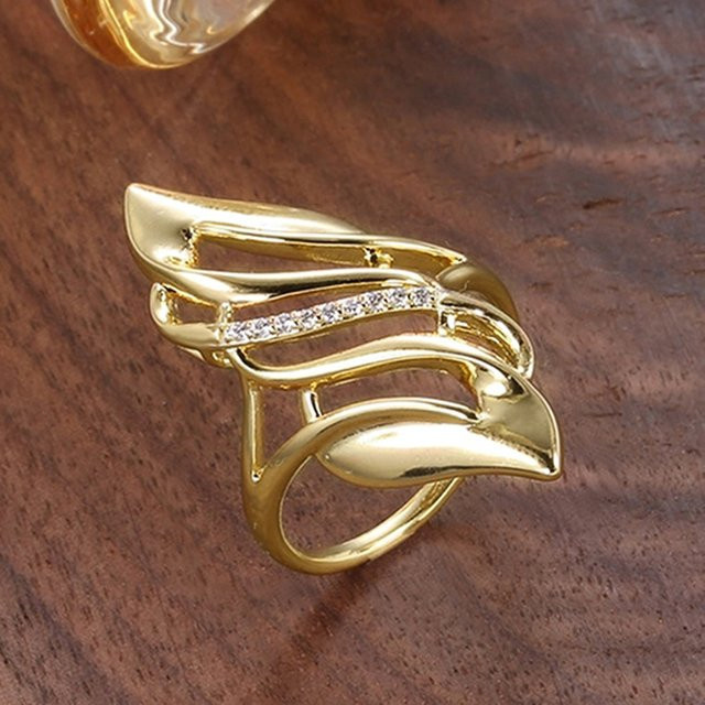 Huitan Ring, goldfarben, Zirkonia, Damen - Bild 1