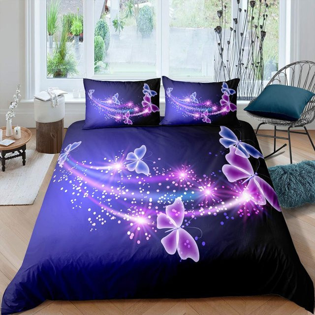 Bettwäscheset mit Schmetterlings- und Galaxie-Motiv von Binchi Fitness in Lila, bestehend aus Bettbezug und Kissenbezug, B/H: 140 x 210 cm - Bild 1