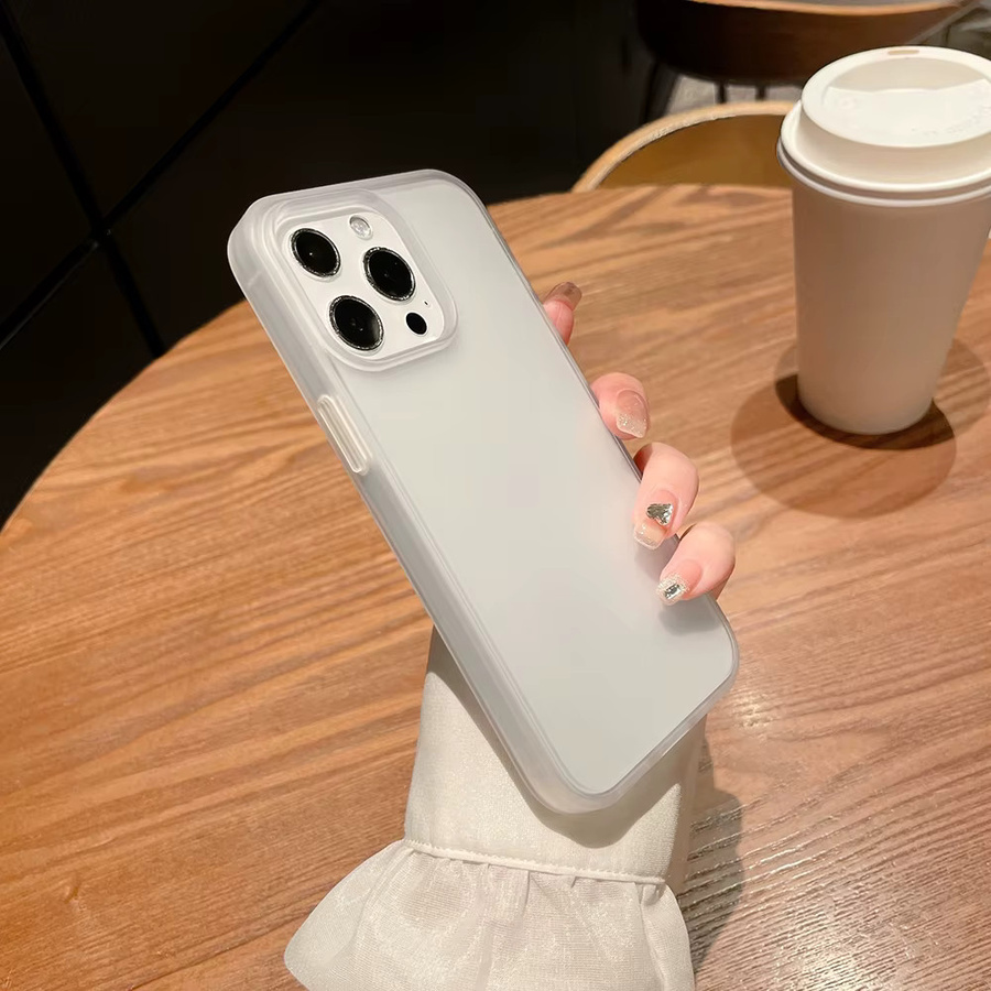 Ultradünne matte Handyhülle für Apple iPhone in Transparent/Weiß, stoßfeste und durchscheinende Rückabdeckung - Bild 1