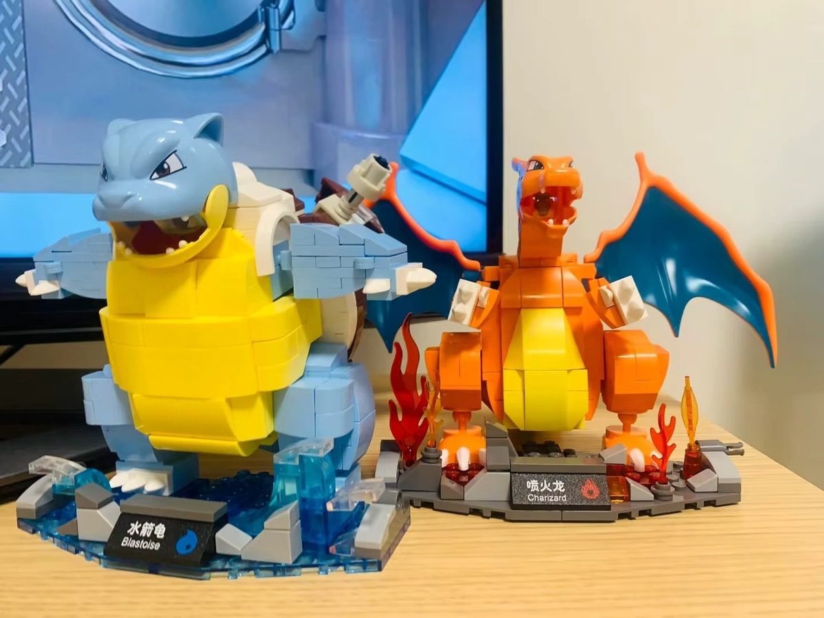 Keeppley Pokémon Mini-Brick Bausteine Set mit Charizard, Mewtwo und Venususaur Figuren in Mehrfarbig - Bild 3