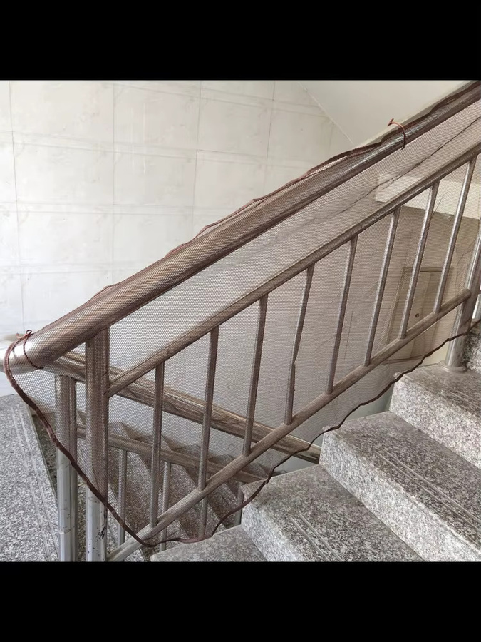 Sicherheitsnetz für Balkon, Kinder und Haustiere von 3M in Braun, Breite: 300 cm, Höhe: 77 cm - Bild 4