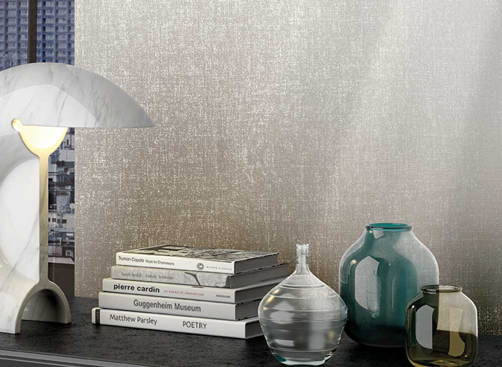 Jannelli & Volpi Tapete Jolie 7042 Abstract Striped in Weiß und Silber aus Vlies mit Satin-Glanz - Bild 1