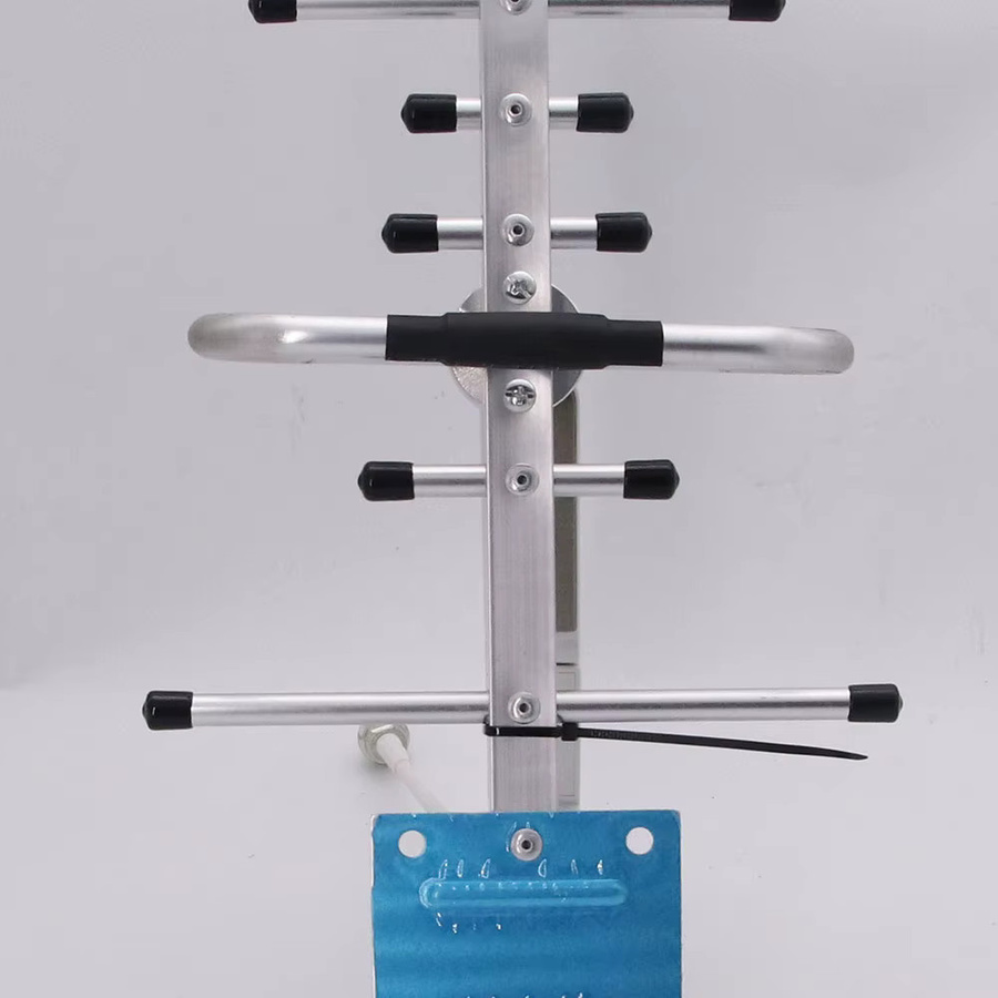 lintratek Yagi-Außenantenne 12 dBi 698–2700 MHz für GSM 2G, 3G, 4G LTE Signalverstärker in Silber - Bild 2