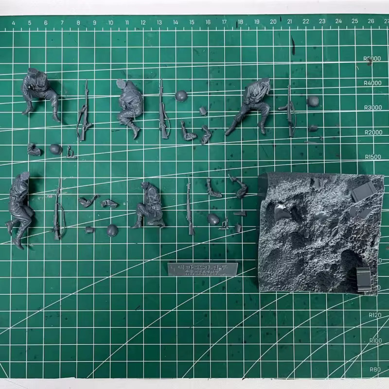 LISM Harzfiguren-Modellbausatz, Militär, Maßstab 1:35, 5-teiliges Set - Bild 3