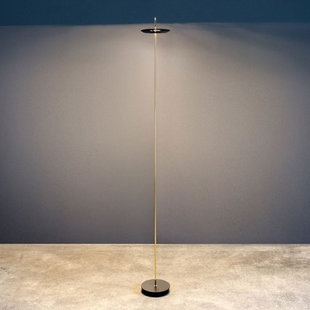 Catellani & Smith Giulietta BE F LED-Stehleuchte in Schwarz und Gold/Messing mit Akku, dimmbar und warmweißem Licht (2700K) - Bild 1
