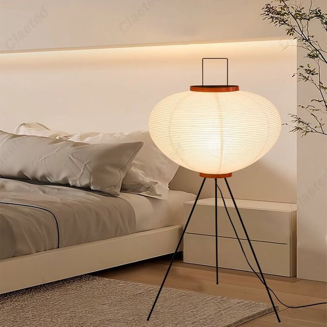 Claeted LED Bodenlampe aus Reispapier im Retro-Minimalismus für Wohnzimmer und Schlafzimmer, Weiß/Schwarz, Warmweißes Licht - Bild 1