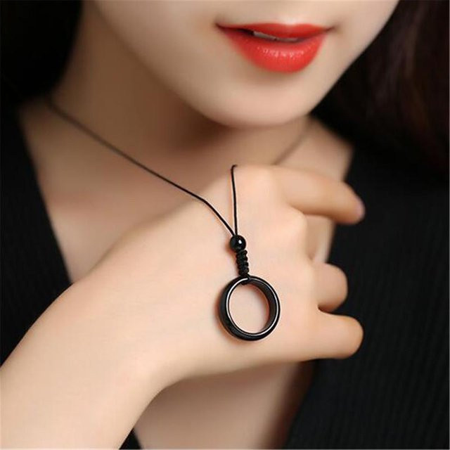 Halskette mit Obsidian-Ring-Anhänger, Schwarz, Damen - Bild 1